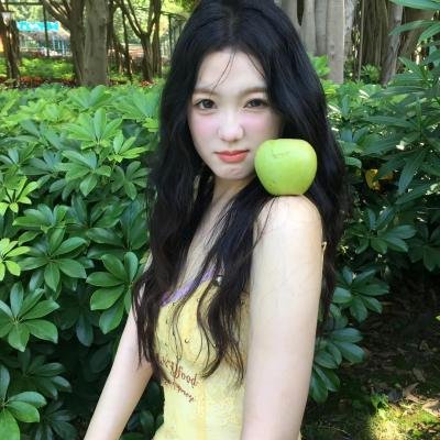 前妻重金求复合我却对钱不感兴趣